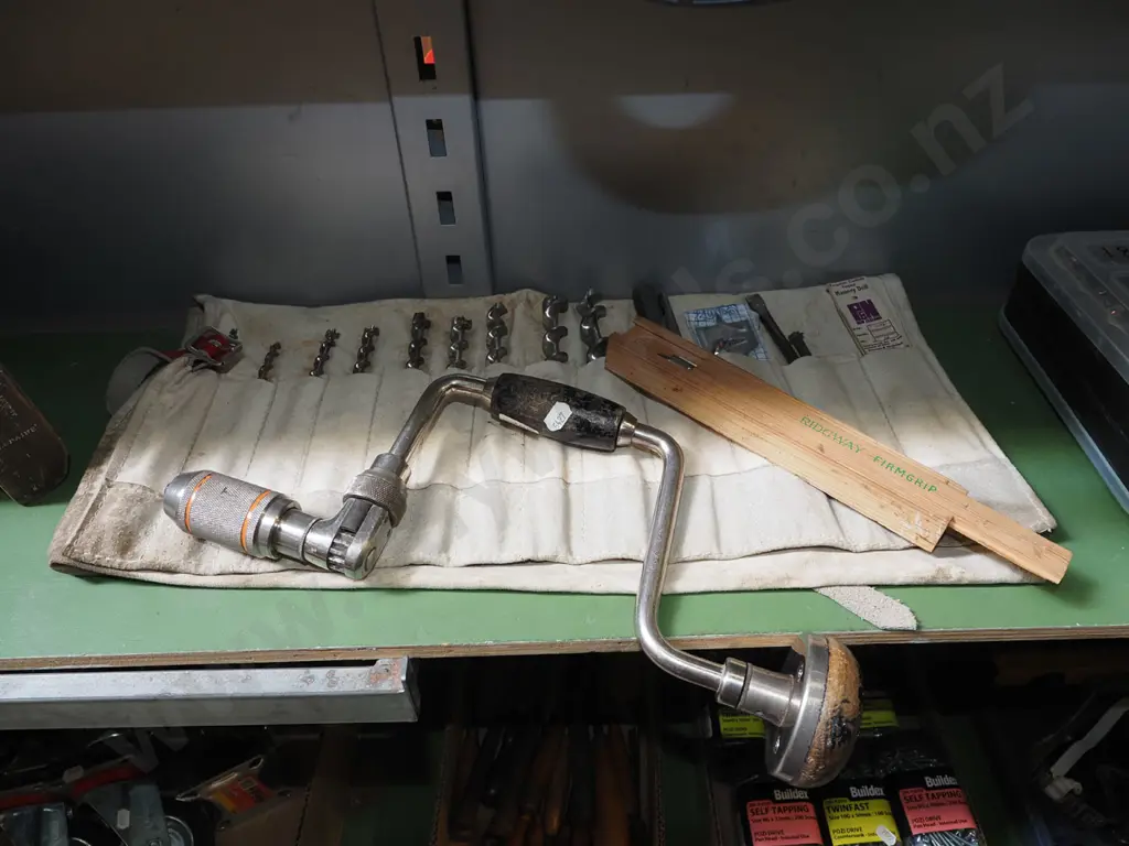 brace bits and adjustable bit Image 1++