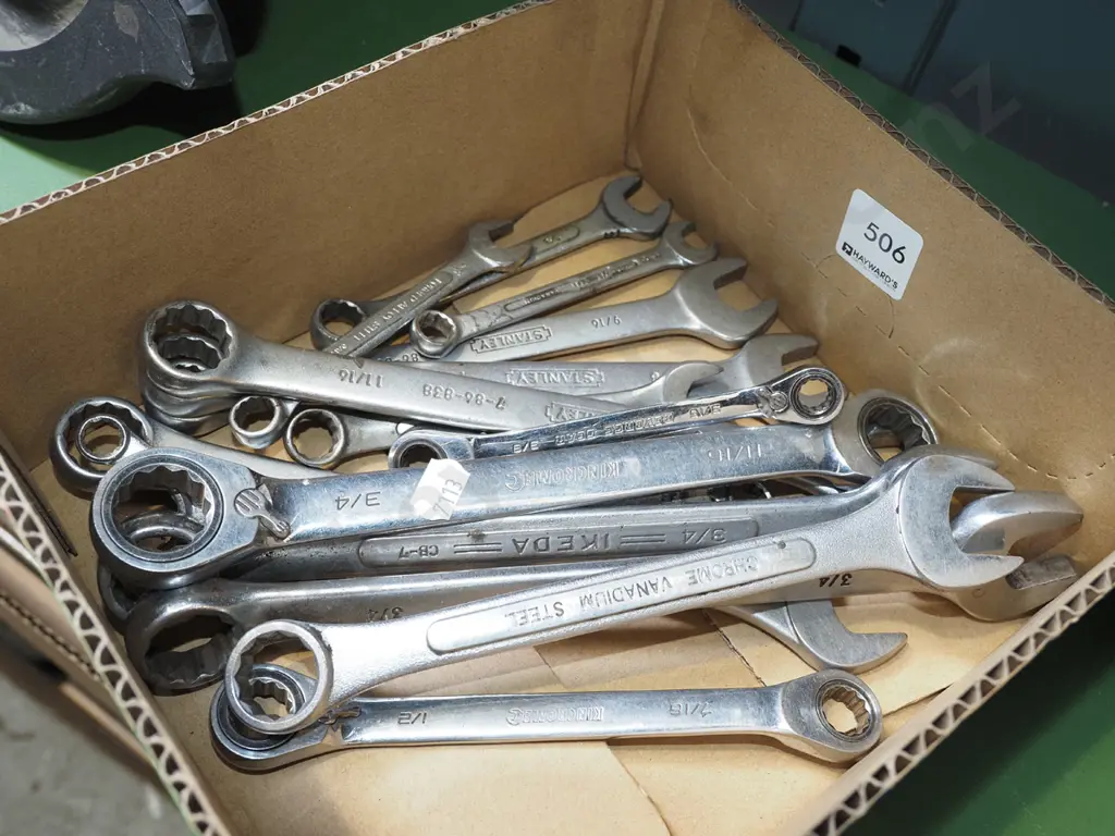 box; open end and ring spanners Image 1++
