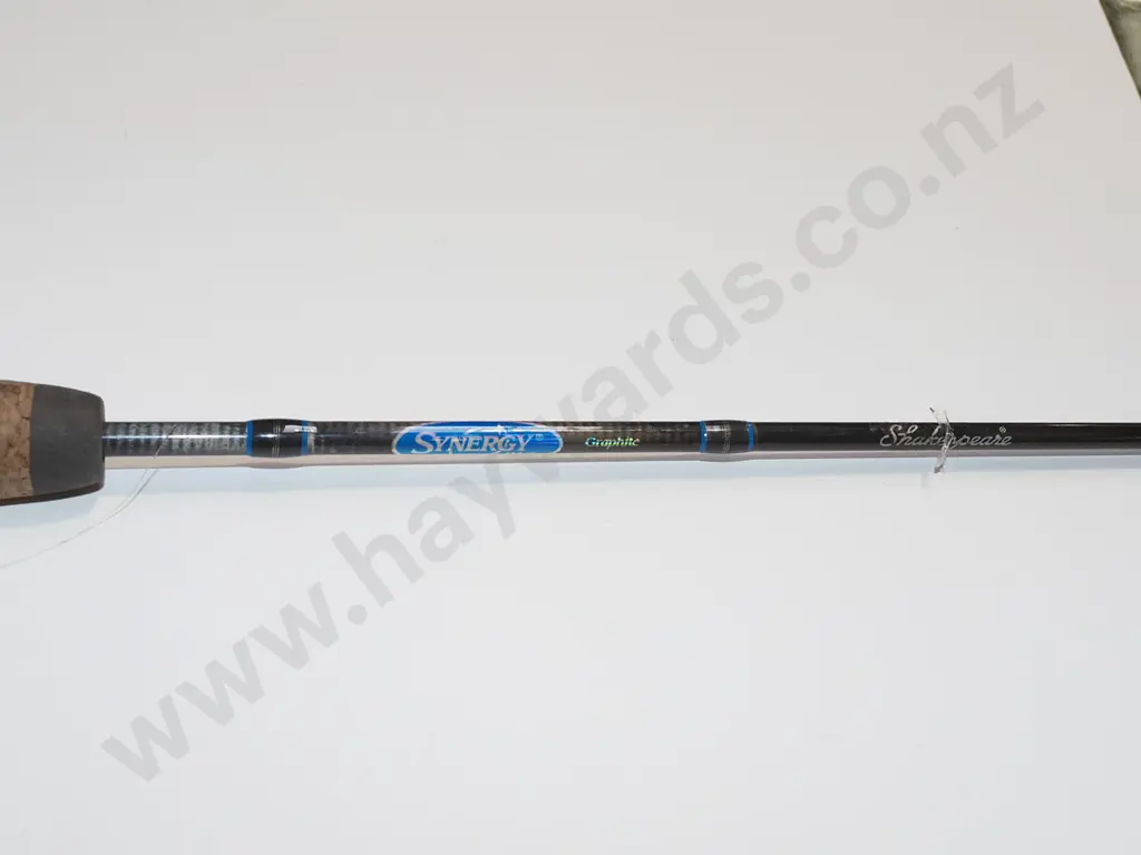 fishing rod and reel Image 1++