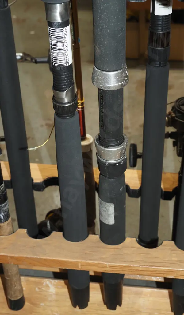 2x fishing rods - orange dots Image 1++