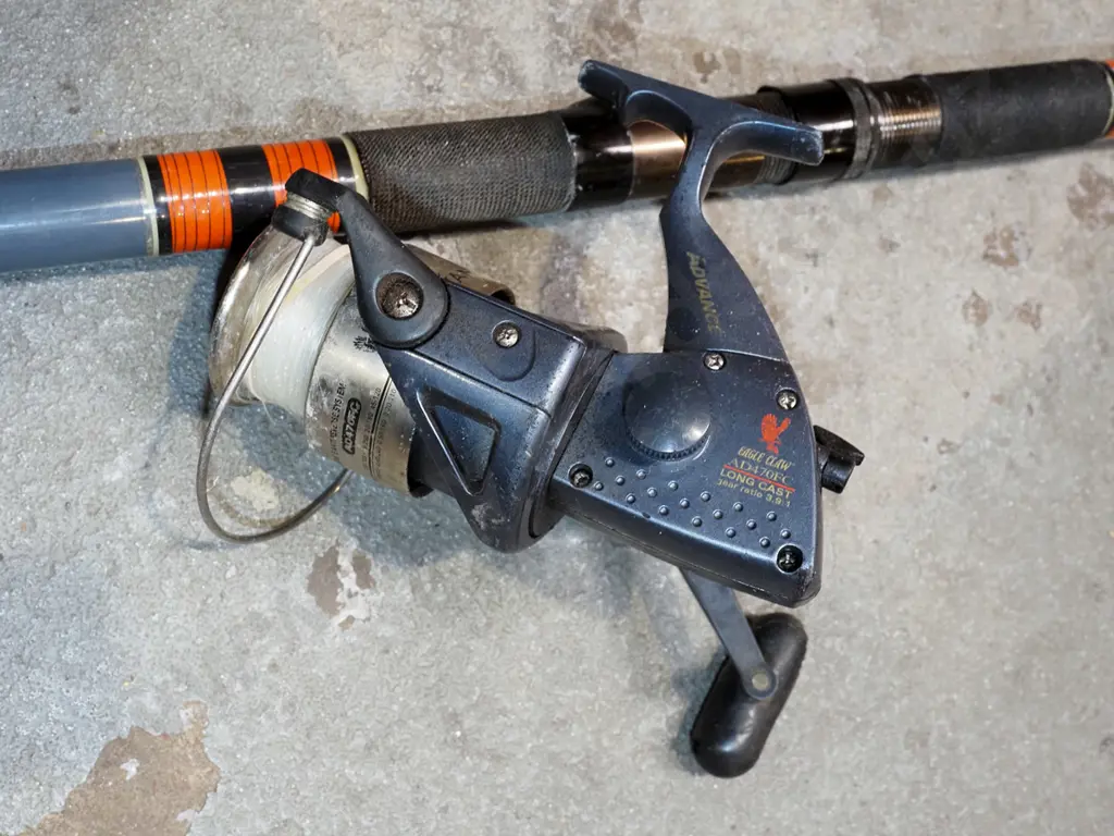telescopic surf caster and reel Image 1++