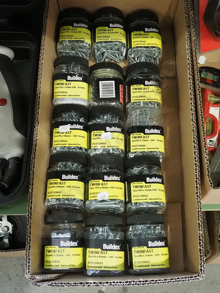 box of screws Image 1++