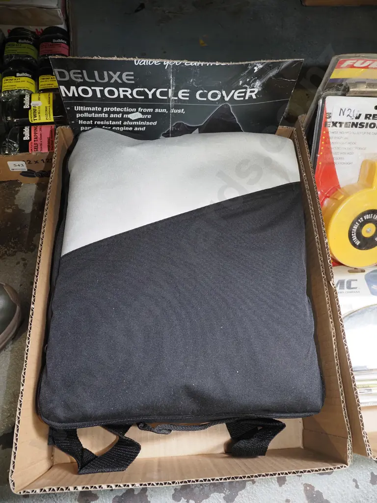 box; Deluxe motorcycle cover Image 1++