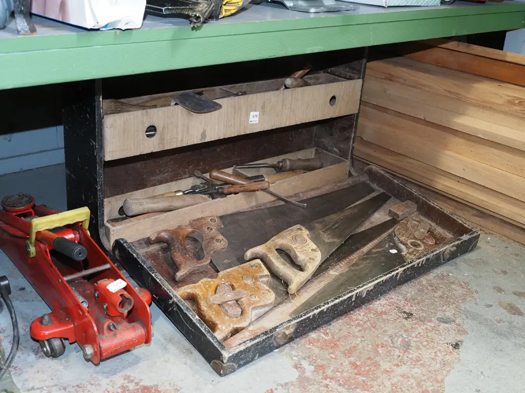 vintage wooden tool box and contents Image 1++