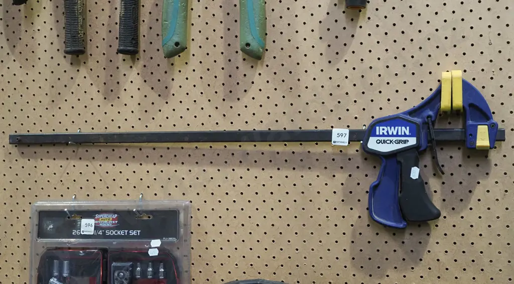 Irwin quick grip L820 Image 1++