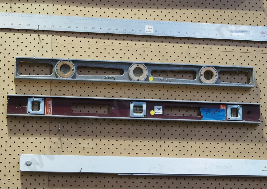 2x builder's levels Longest L800 Image 1++