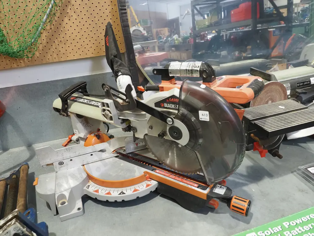 Black and Decker 305mm compound sliding mitre saw with laser Image 1++