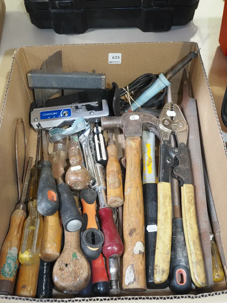 box; crimping tool, chisel, soldering iron etc Image 1++