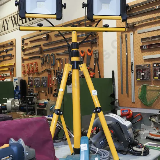 Stanley twin LED lights on tripod