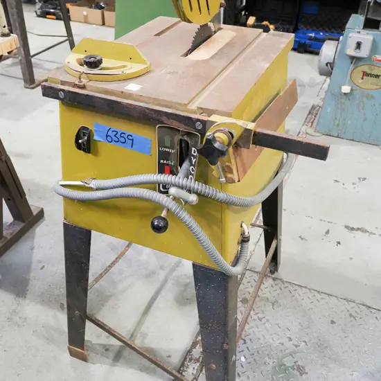 Dyco bench saw