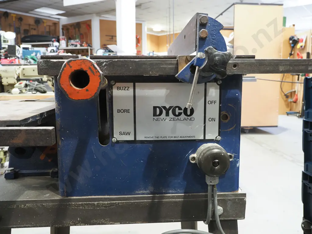 Dyco combination saw bench, buzzer, dowel borer Image 1++