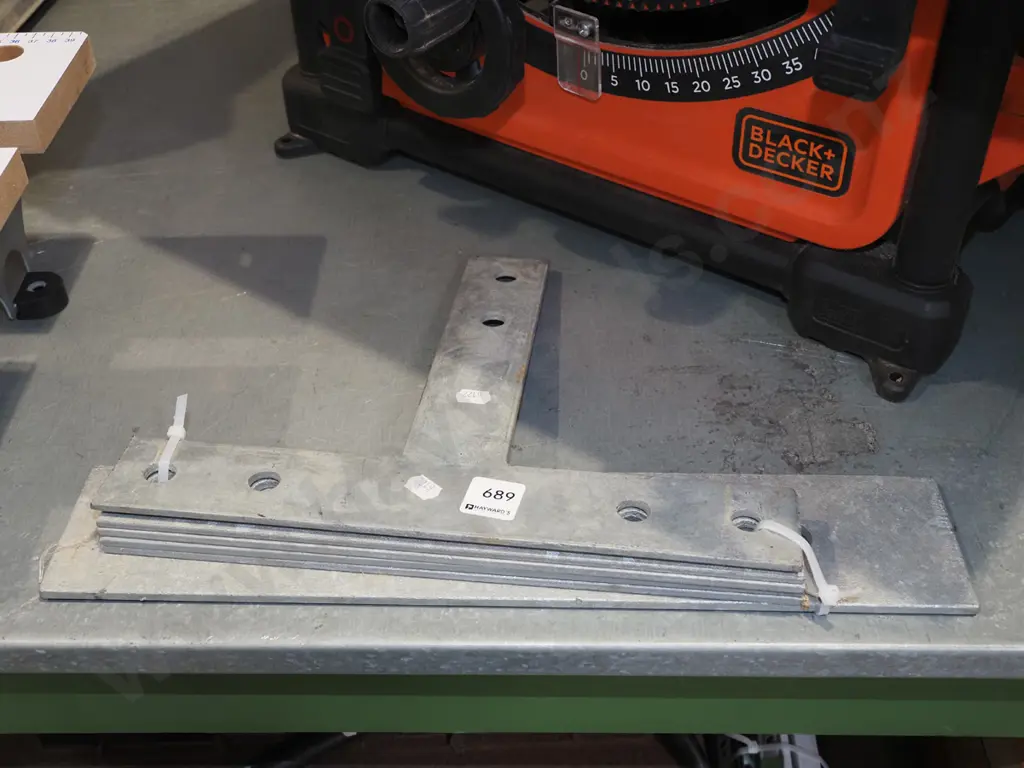 galvanised steel bracing plates Image 1++
