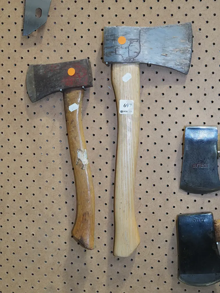 2x hatchets - orange dots Image 1++