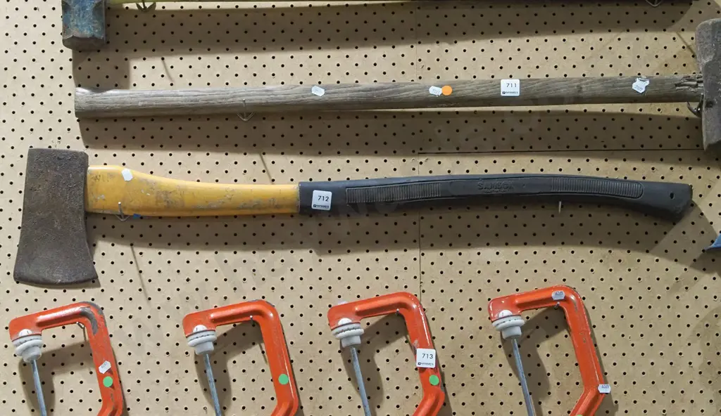 Samson axe Image 1++