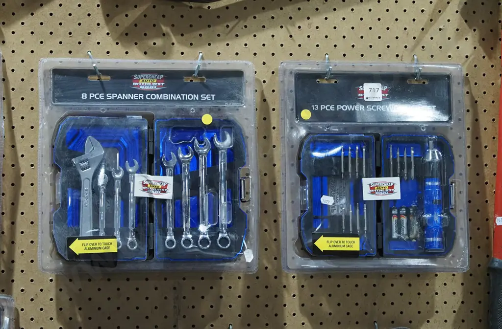 8 piece spanner set, 13 piece power screwdriver set - orange dots Image 1++