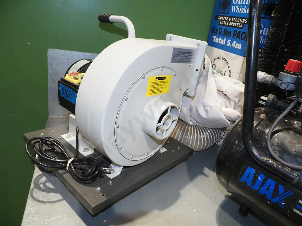 unbranded dust collector Image 1++