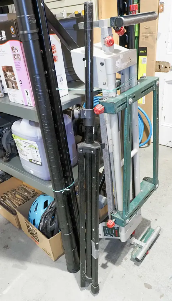 heavy duty speaker stand Image 1++