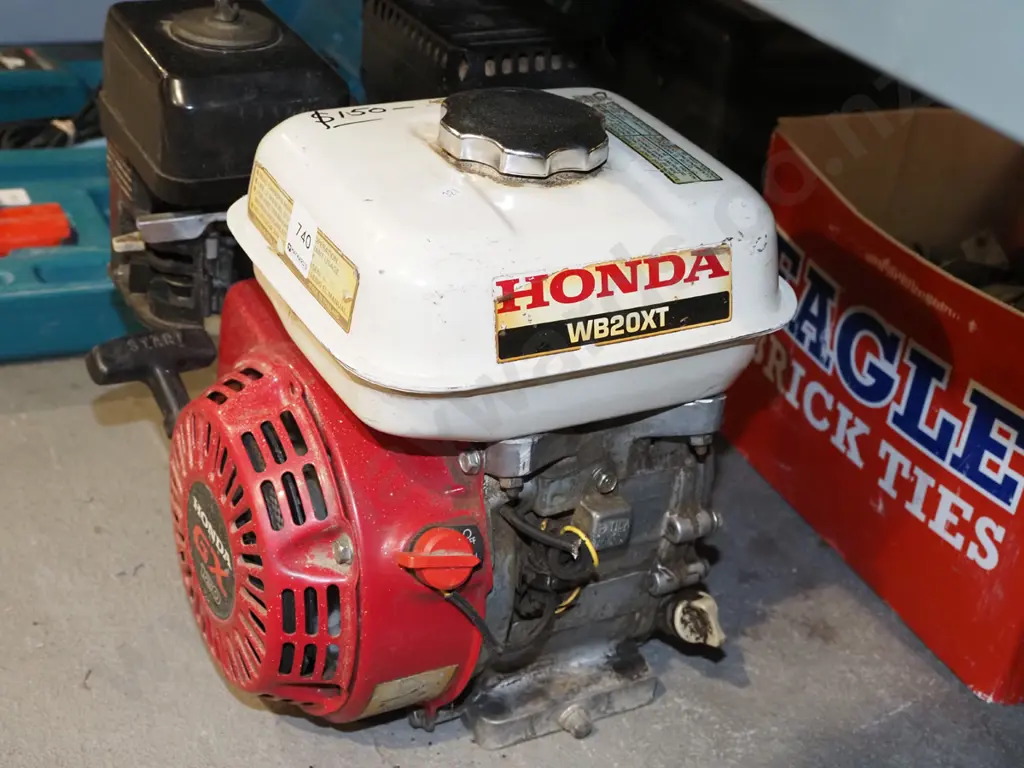 Honda GX 120 4 stroke engine Image 1++