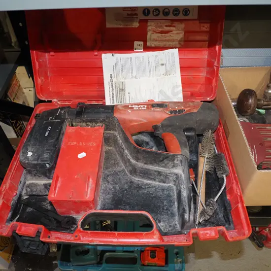Hilti DX460 actuated powder nail gun