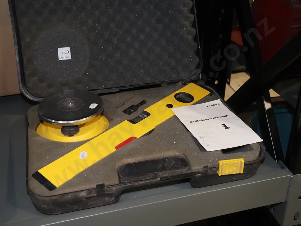 Stabila laser level in case Image 1++