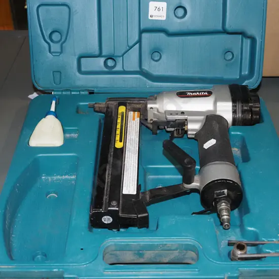 cased Makita air braiding gun