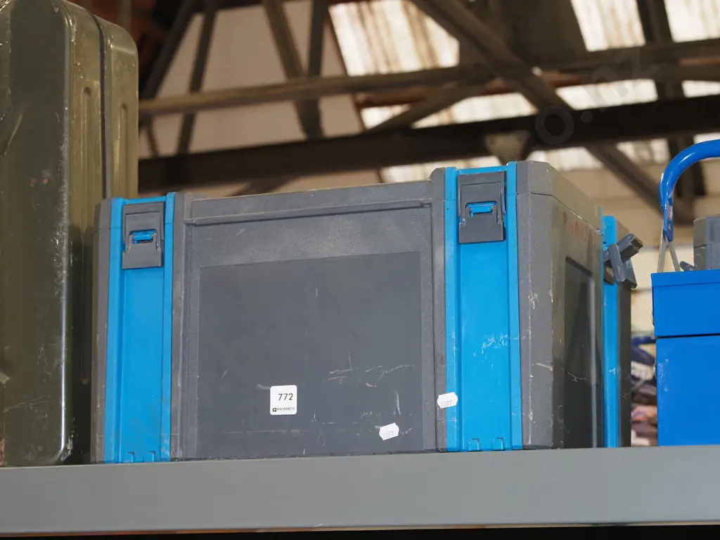 blue plastic tool box W440 Image 1++