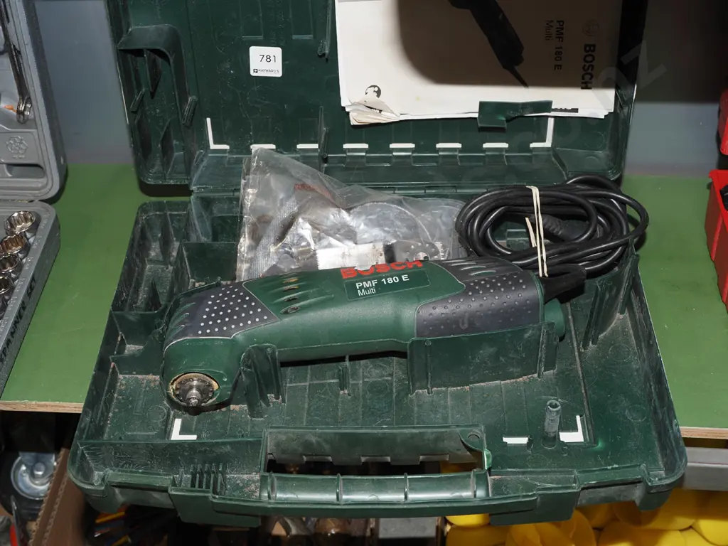 Bosch PMF 180D cased multi tool Image 1++