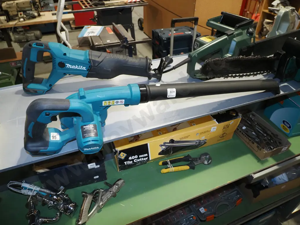 Makita battery powered blower Image 1++