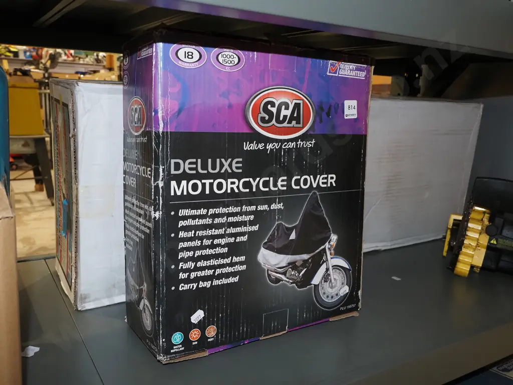 boxed SCA Deluxe motor cycle cover Image 1++