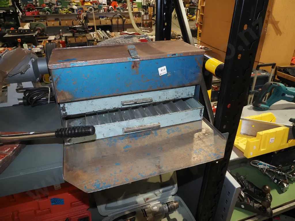 toolbox W460 Image 1++