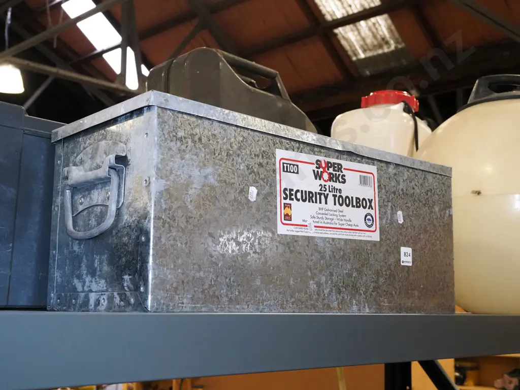 Super works 25L security tool box W545 Image 1++