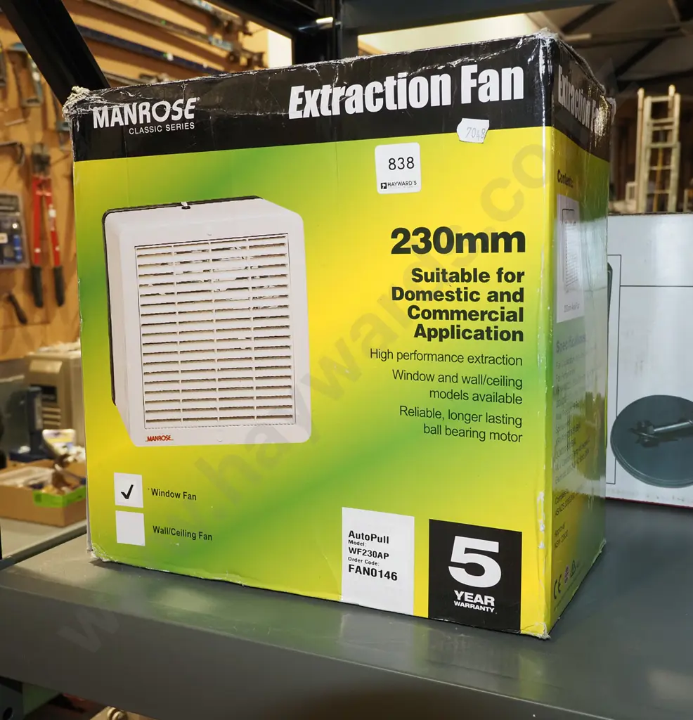 box; Manrose 230mm extraction fan Image 1++