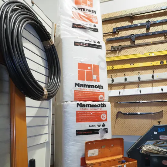 3x packets of Mammoth verbal and acoustic polyester insulation