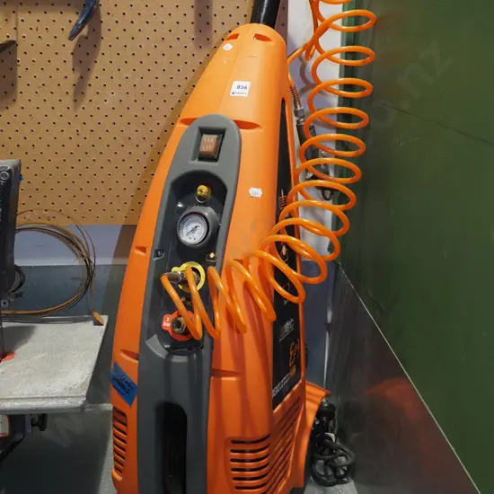 ABAC air compressor - missing wheels