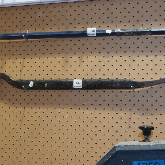 wrecking bar