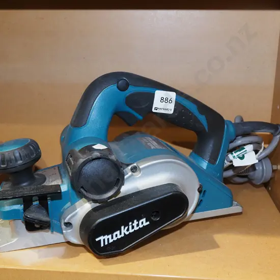 Makita electric planer