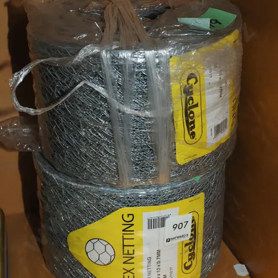 2x rolls of Cyclone Hex netting 110x5000