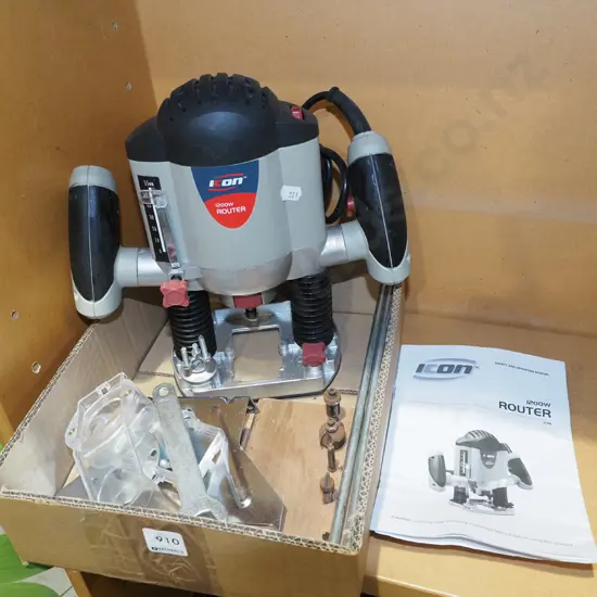 boxed Icon plunge router and accessories