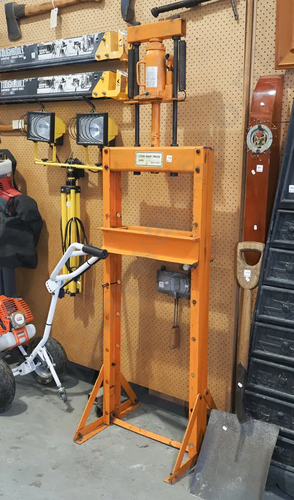 12 ton shop press Image 1++