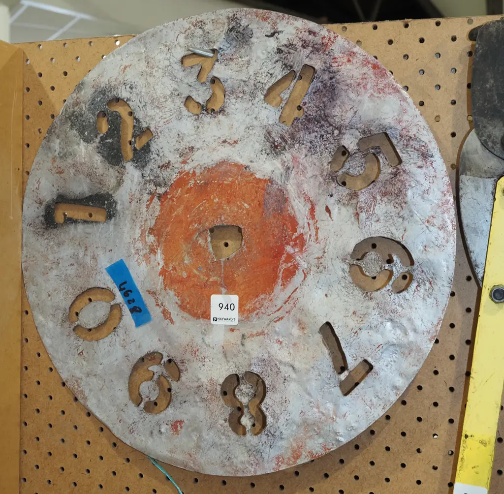 circular number stencil Image 1++