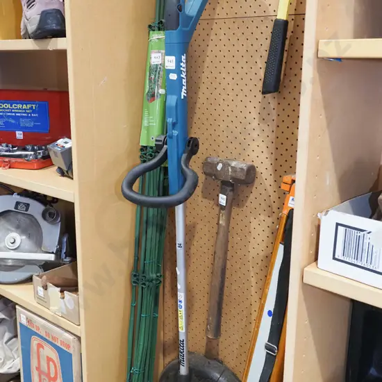 Makita battery line trimmer - no battery