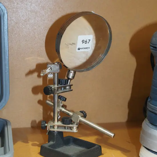 fisherman fly tieing stand with magnifying glass