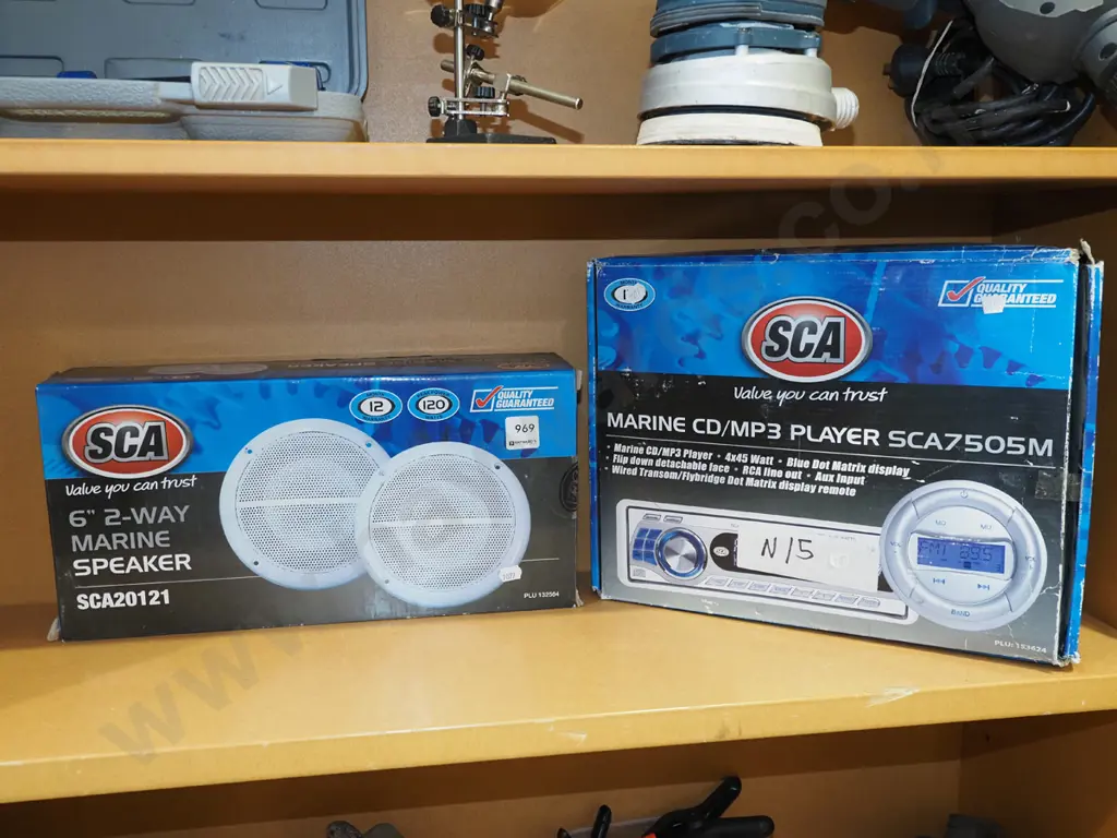 SCA marine CD MP3 player, 6" 2 way marine speakers Image 1++