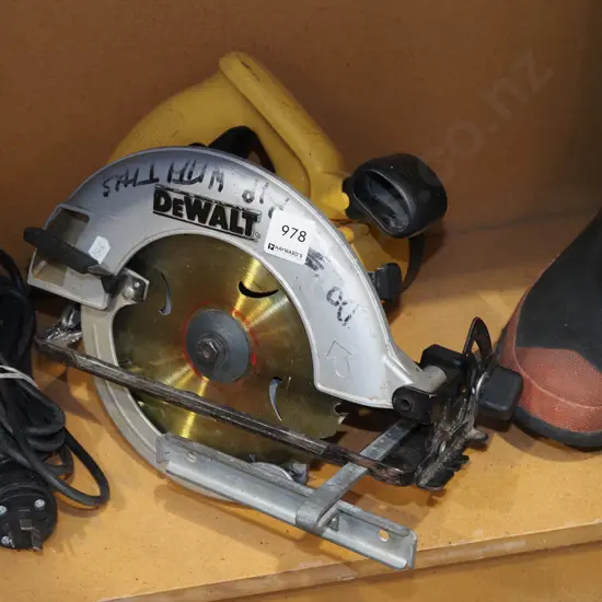 Dewalt circular saw