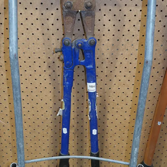 pair of 600mm bolt cutters