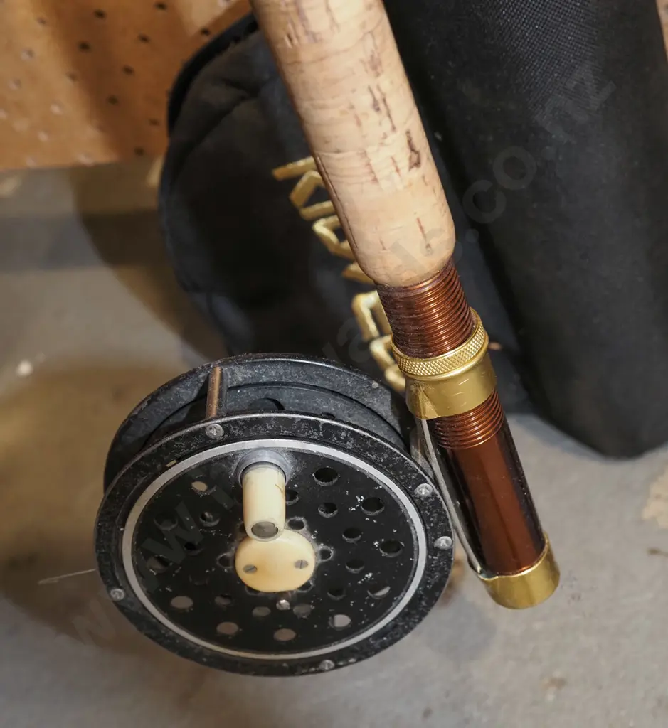 Roddy fly fishing rod, reel and hard carry case Image 1++