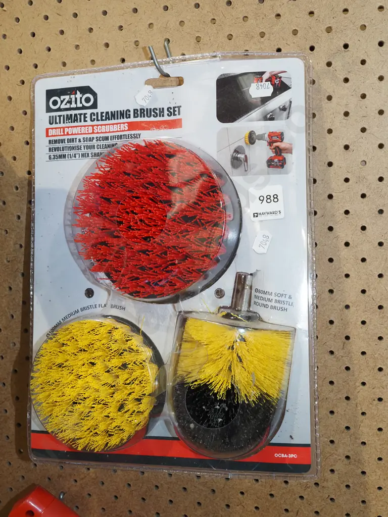 Ozito Ultimate cleaning brush set Image 1++