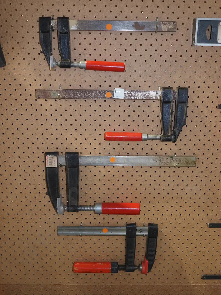 4x F clamps - orange dots Image 1++