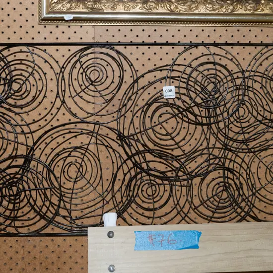 wrought metal garden abstract wall art Diam800