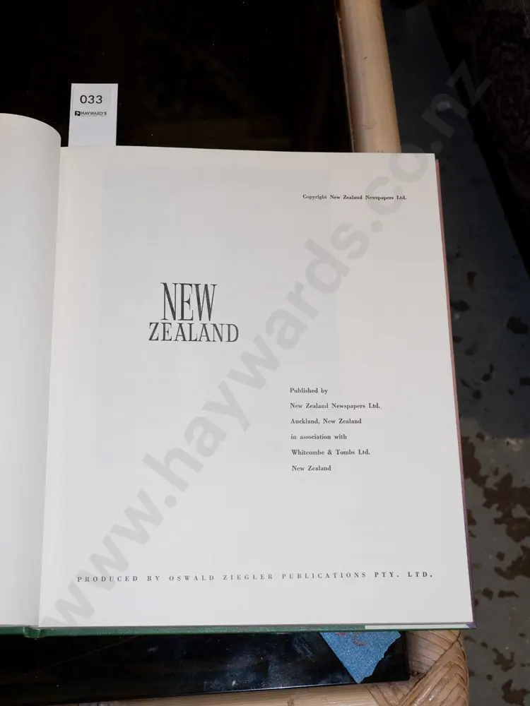 book: New Zealand Image 1++